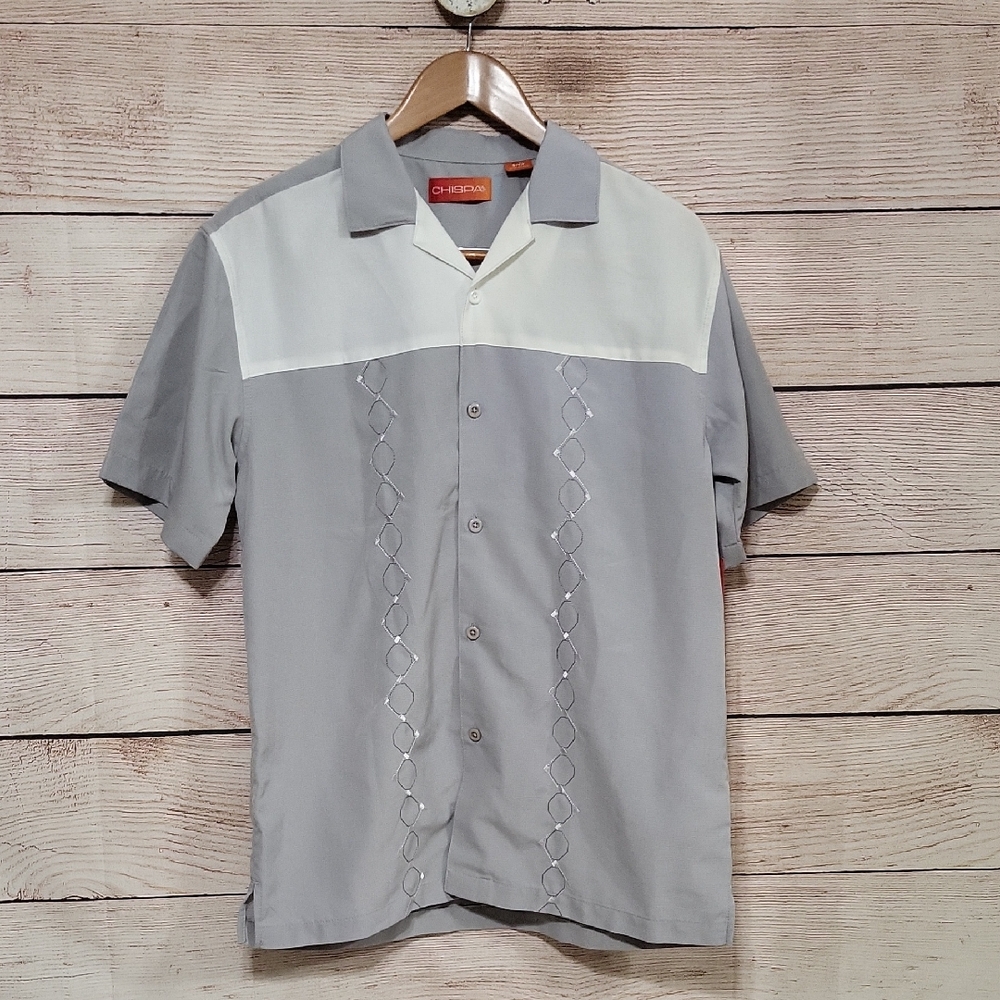 NWT Chispa Men's Small Gray and White Short Sleeve Shirt